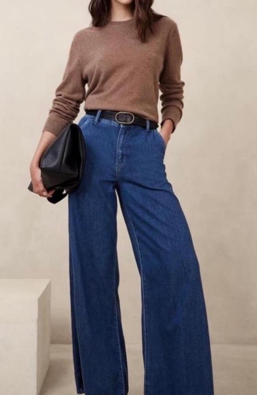 Banana Republic Ultra High Rise Trouser Jeans,size 28/6, wide leg , MSRP $100